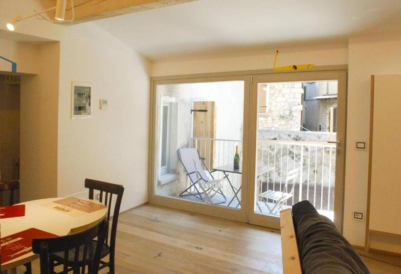 Апартаменты 2 Спальни, La Corte   Rebomaholidays