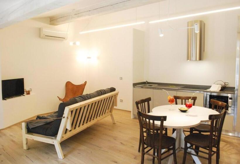 Апартаменты 2 Спальни, La Corte   Rebomaholidays