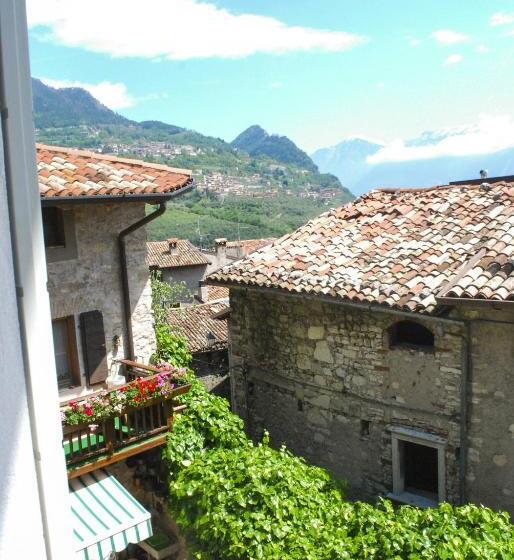 Апартаменты 1 Спальня с Террасой, La Corte   Rebomaholidays