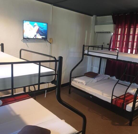 اتاق خانوادگی, Kwarto S