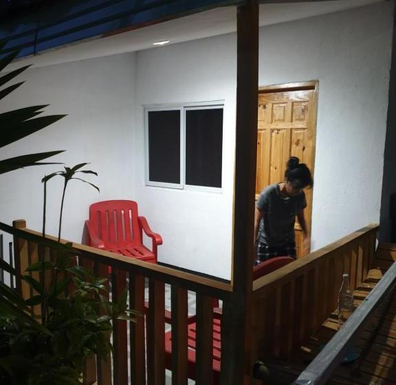 اتاق خانوادگی, Kwarto S