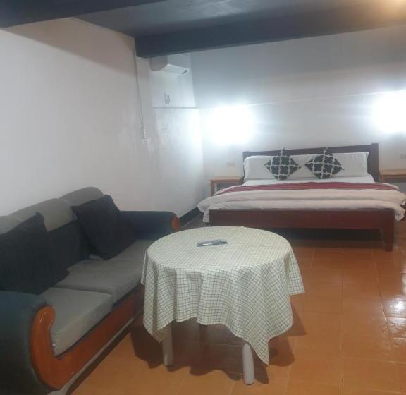 سوئیت جونیور خانوادگی, Kwarto S