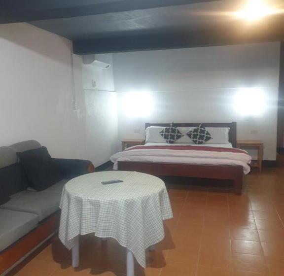 سوئیت جونیور خانوادگی, Kwarto S