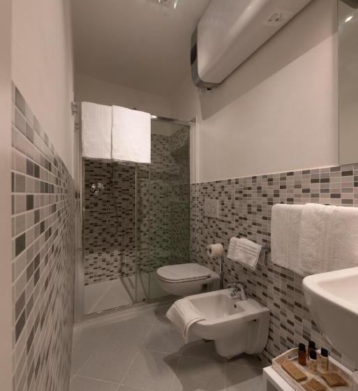 اتاق لوکس, L Emporios