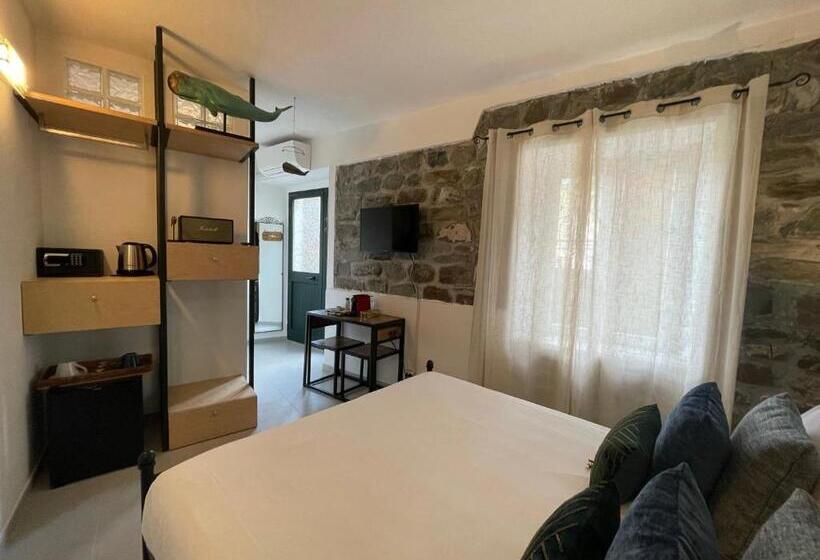 اتاق استاندارد, L Emporios