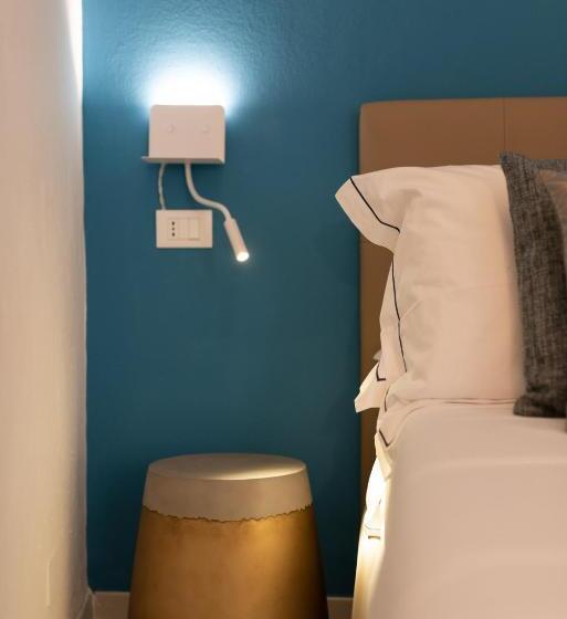 اتاق لوکس, L Emporios