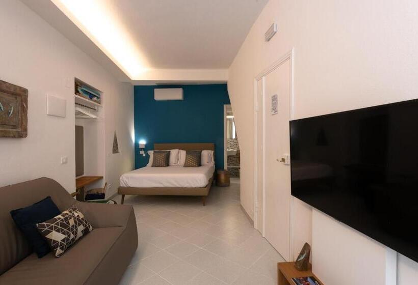 Номер Deluxe, L Emporios