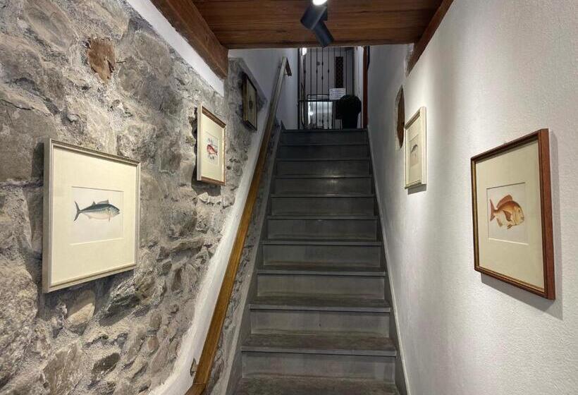 اتاق سوپریور, L Emporios