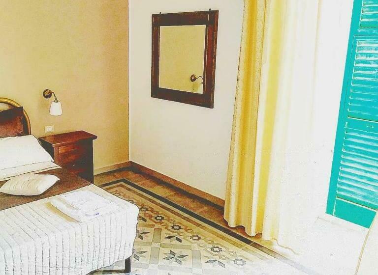 キングサイズベッドのスイートルーム, Le Suite Del Teatro Cucinino Privato