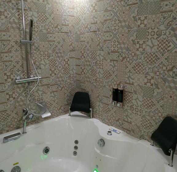 جناح سرير كينج, Le Suite Del Teatro Cucinino Privato