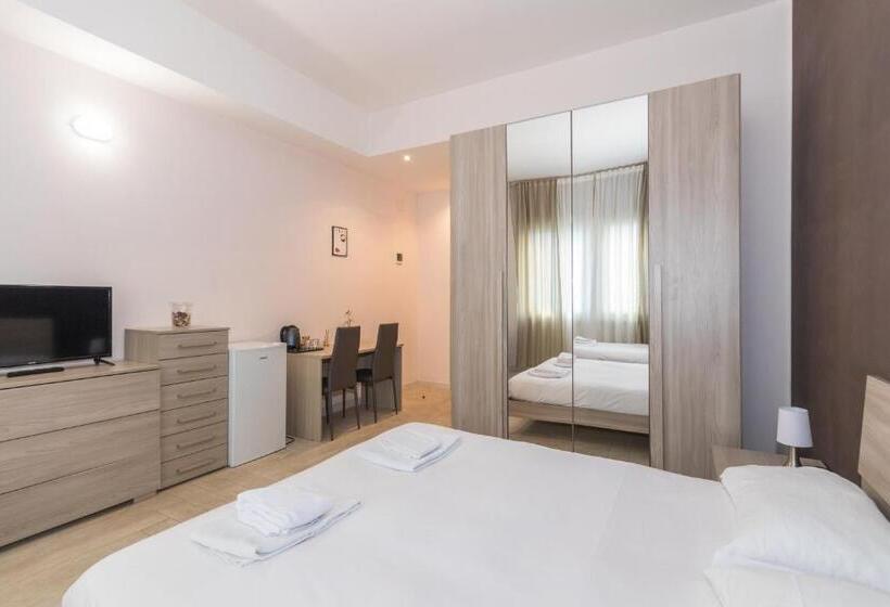 اتاق استاندارد سه نفره, Maison Turin