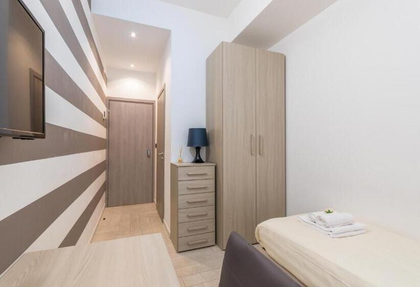 اتاق استاندارد یک نفره, Maison Turin