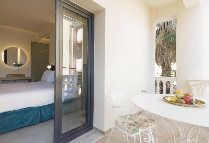 Люкс Премиум, Alley Boutique Hotel And Spa