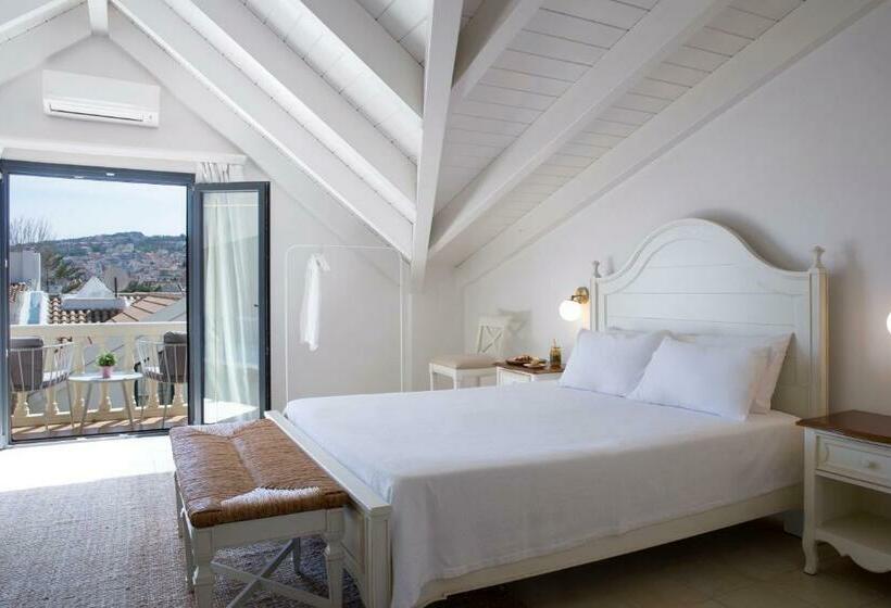 Люкс Повышенной Комфортности, Alley Boutique Hotel And Spa