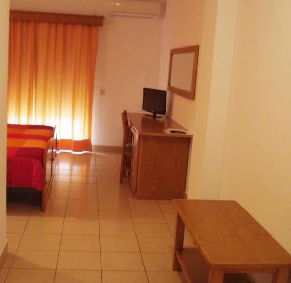 اتاق استاندارد با بالکن, Rialgarve