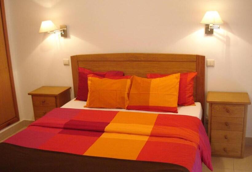 اتاق استاندارد با بالکن, Rialgarve