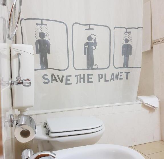 اتاق استاندارد سه تخته با بالکن, Rialgarve