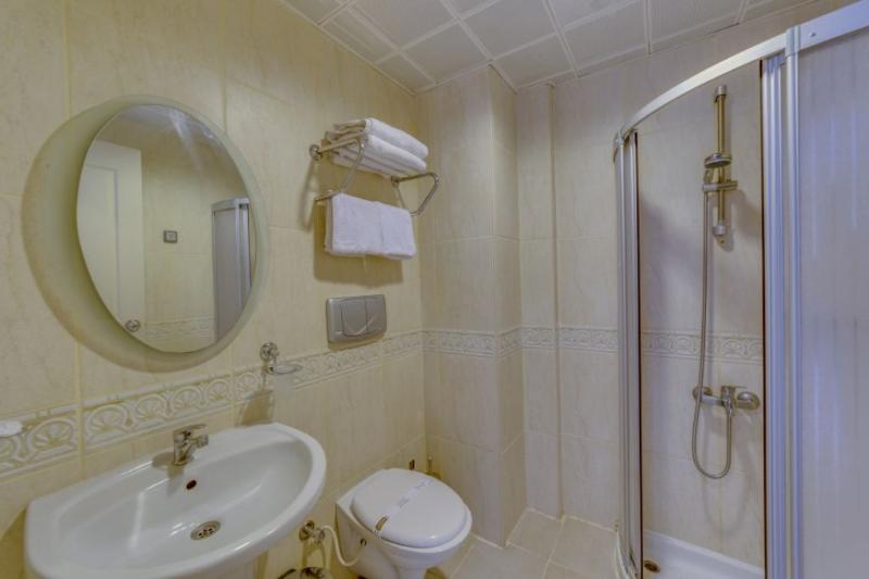 带2个卧室的公寓, Alenz Suite