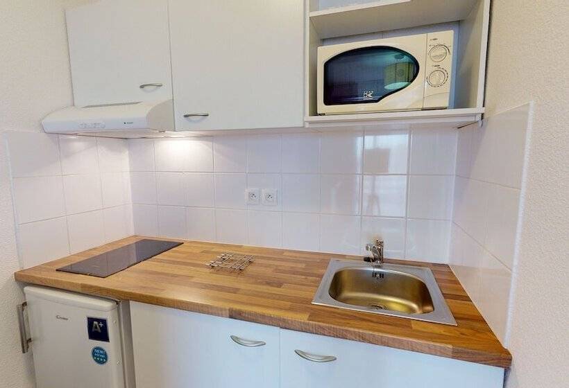 סוויטה, Alezan Hôtel & Résidence