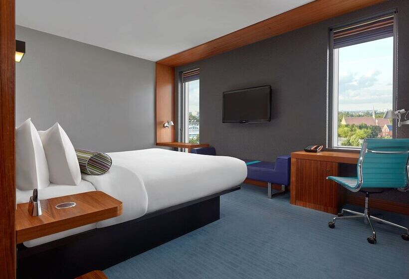 标准间, Aloft London Excel