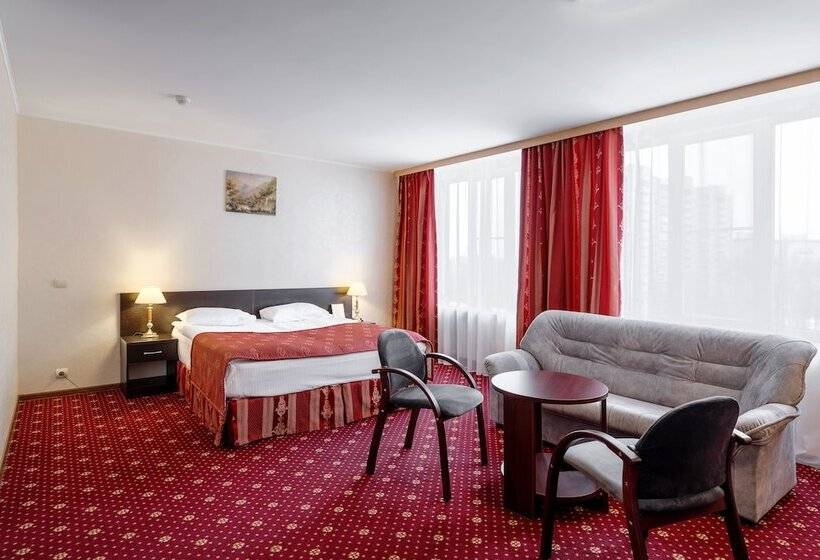 استودیوی استاندارد, Amaks Park