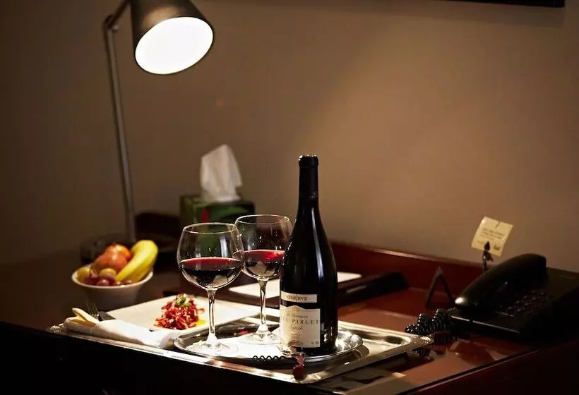 اتاق استاندارد یک نفره, Boutique Hotel Bristol