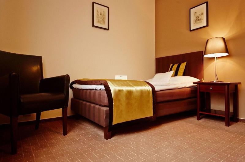 اتاق استاندارد یک نفره, Boutique Hotel Bristol