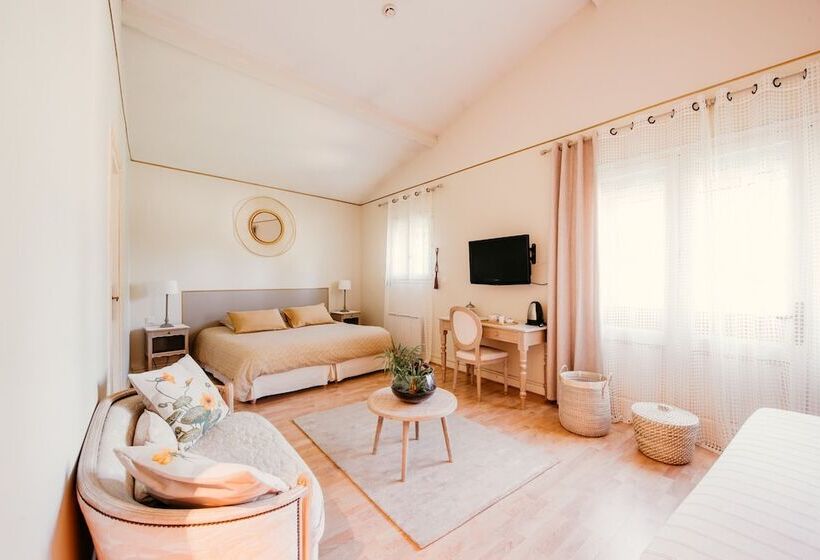 标准间, Chateau Meyre