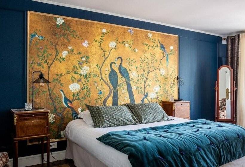 标准间, Chateau Meyre