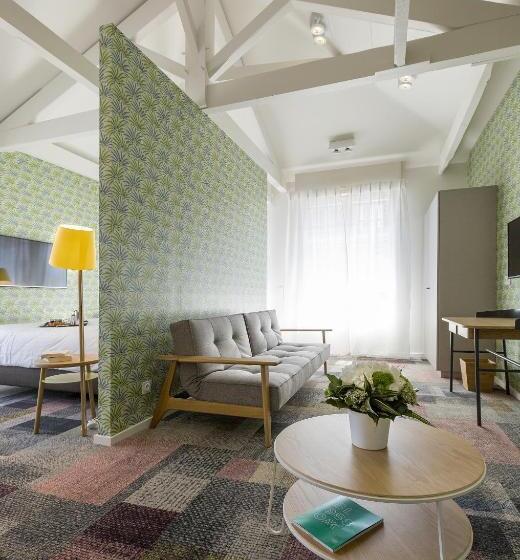 سوییت جونیور, De Silhouette