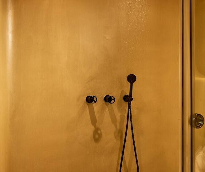 수피리어 전망 룸, Homeric Poems