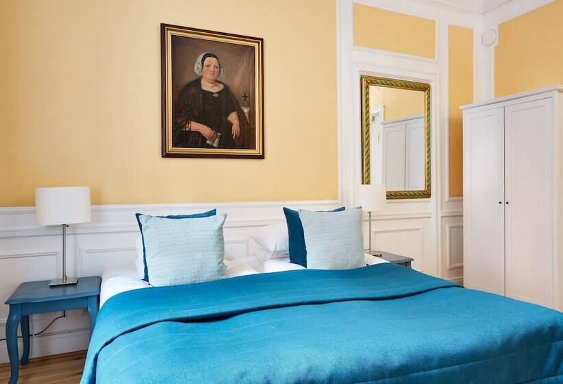 غرفة قياسية حمام مشترك, Hornsgatan