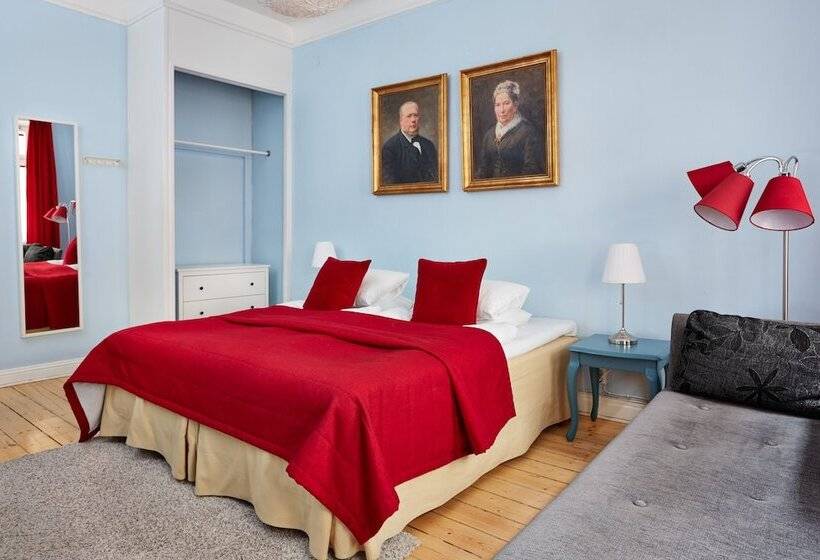 غرفة قياسية ثلاثية حمام مشترك, Hornsgatan