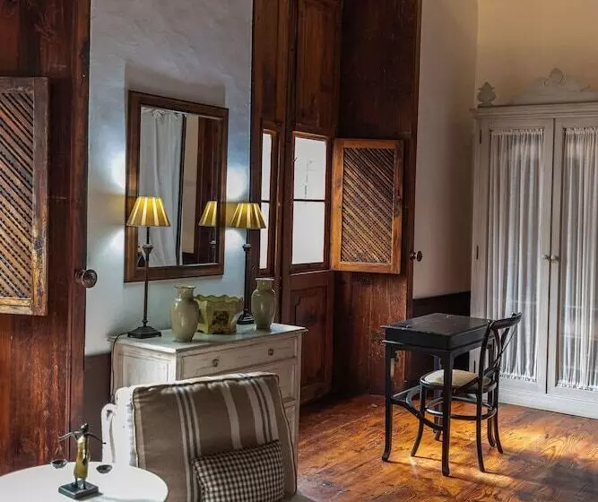 سوییت, Isla Baja Suites