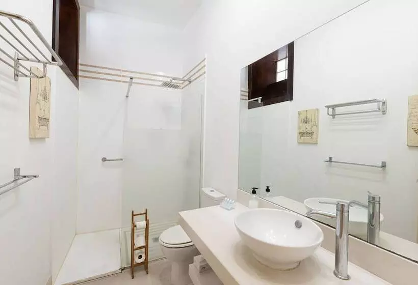 سوئیت با بالکن, Isla Baja Suites