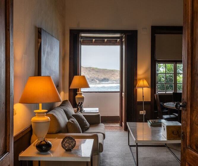 جناح مزوَّد بشرفة, Isla Baja Suites