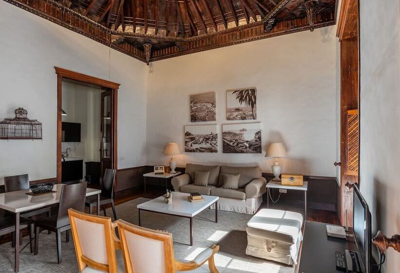 جناح, Isla Baja Suites