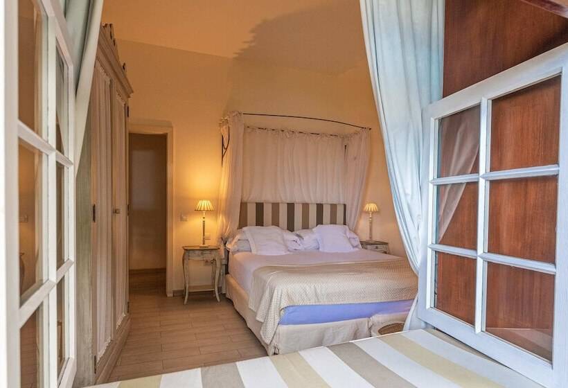 جناح مزوَّد بشرفة, Isla Baja Suites