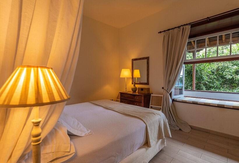 جناح مزوَّد بشرفة, Isla Baja Suites