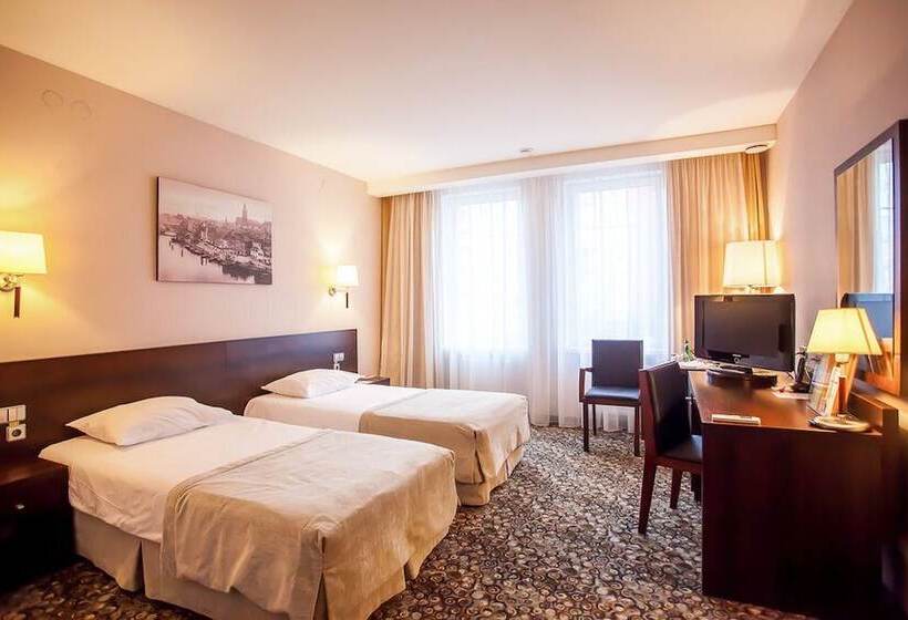 اتاق سوپریور با چشم‌انداز رودخانه, Kaiserhof