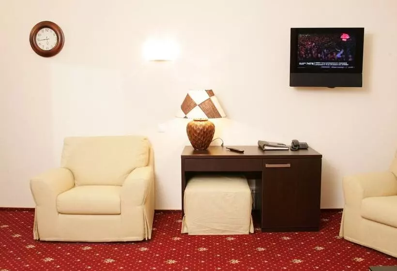 اتاق سوپریور, Maldini 1899 Boutique