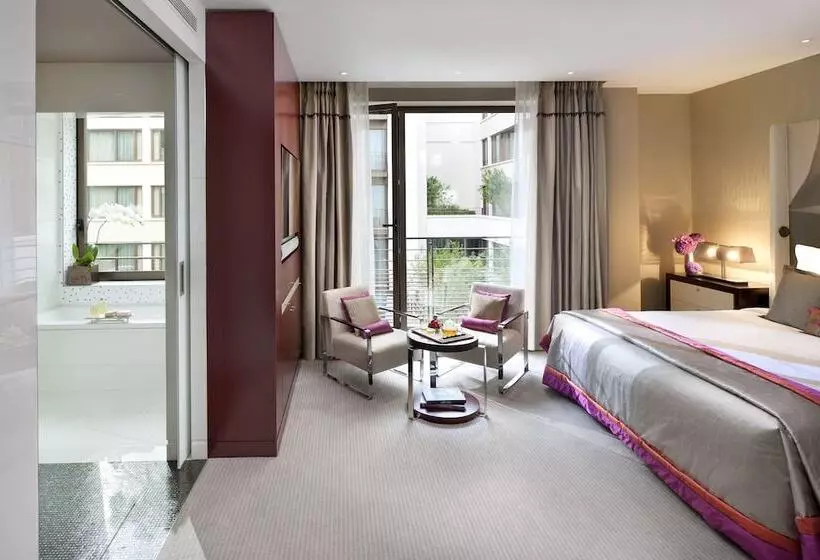 デラックスルーム, Mandarin Oriental Paris