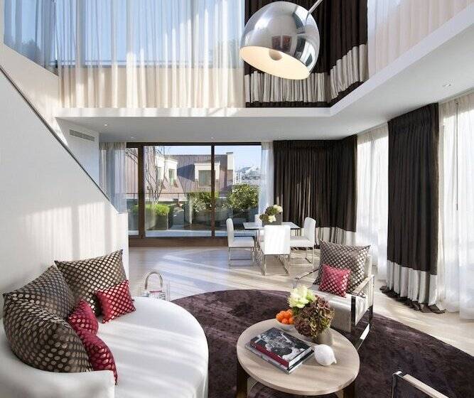 景色の見えるスイートルーム, Mandarin Oriental Paris