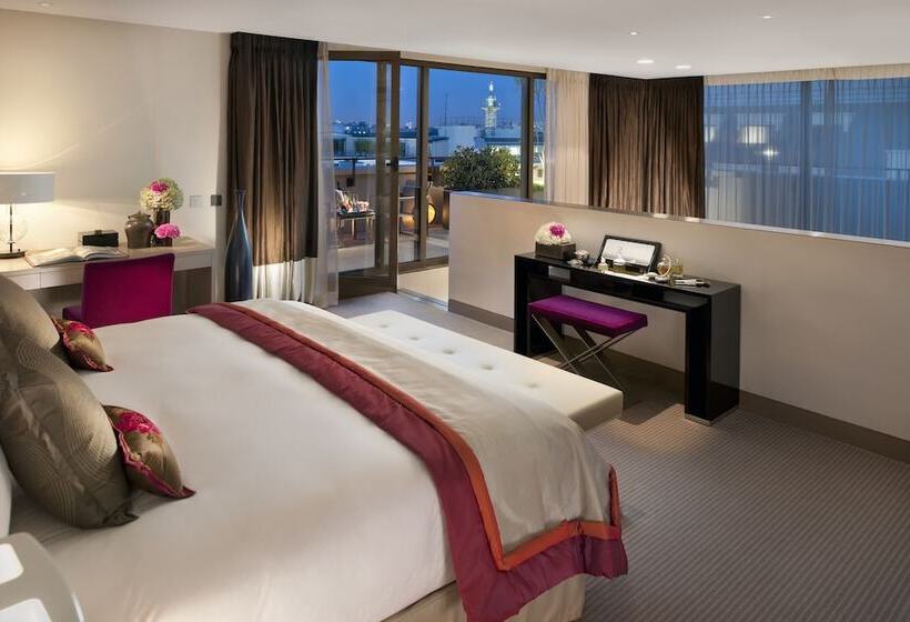 景色の見えるスイートルーム, Mandarin Oriental Paris