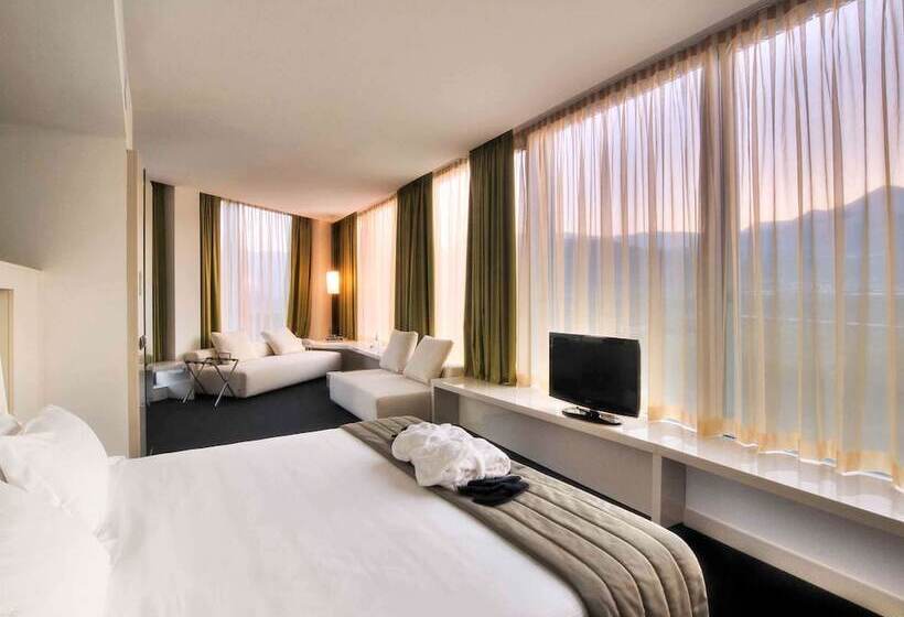 غرفة عائلية, Mercure Nerocubo Rovereto