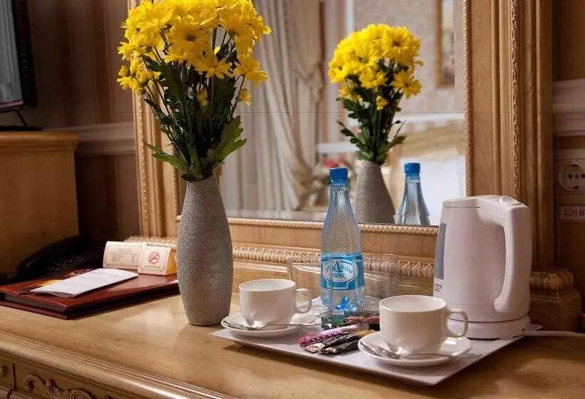 استودیوی استاندارد, Prestige