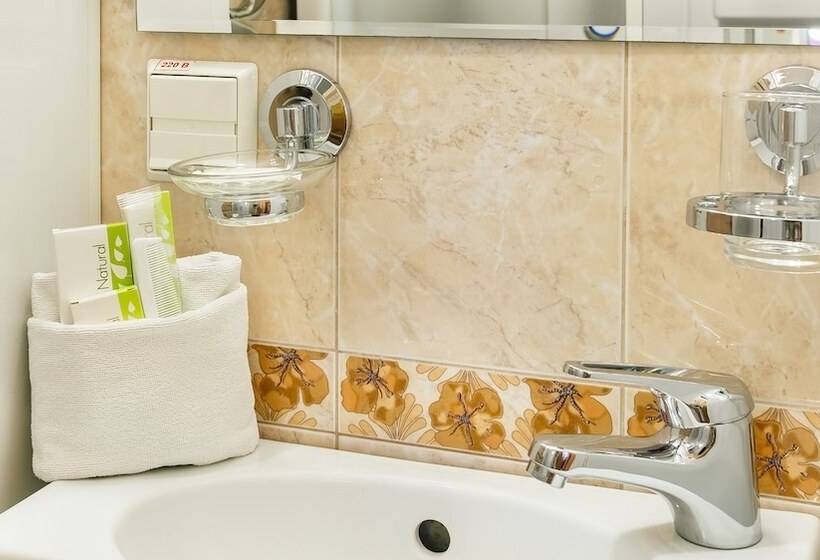 اتاق استاندارد یک نفره, Prestige