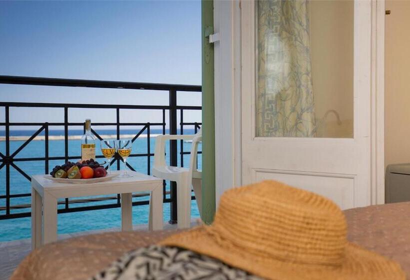 침실 1개 아파트, Samaina Port