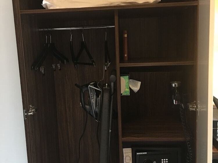 이그제큐티브 룸, Simply Rooms & Suites