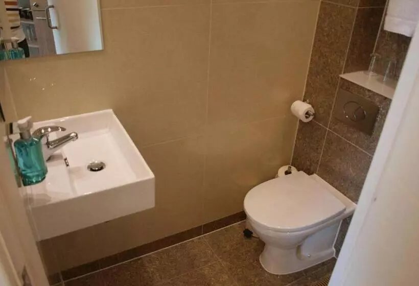 Classic-huone, Simply Rooms & Suites